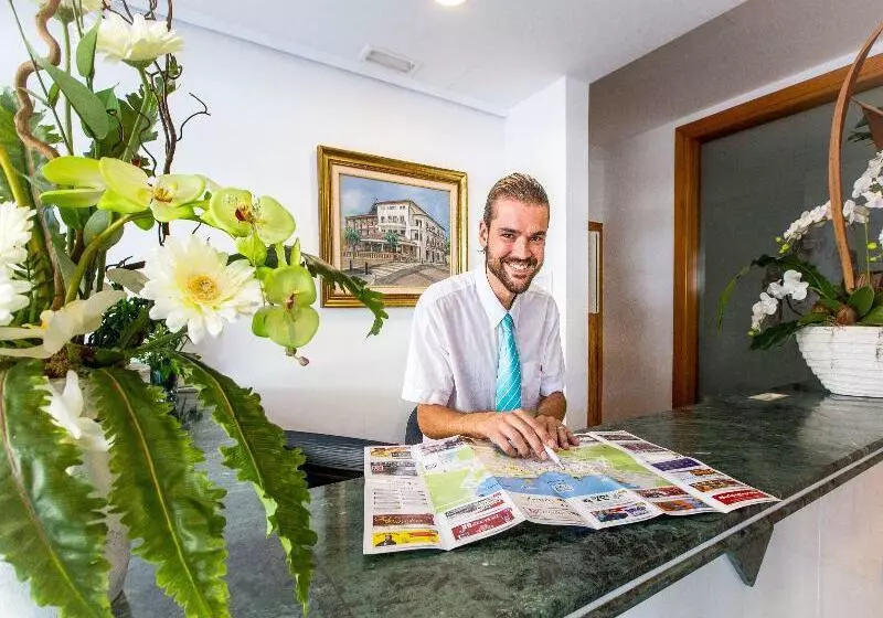 ホテル Playas De Paguera