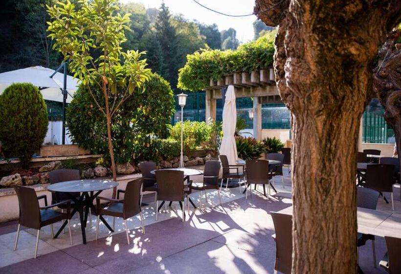 בית מלון כפרי Robert