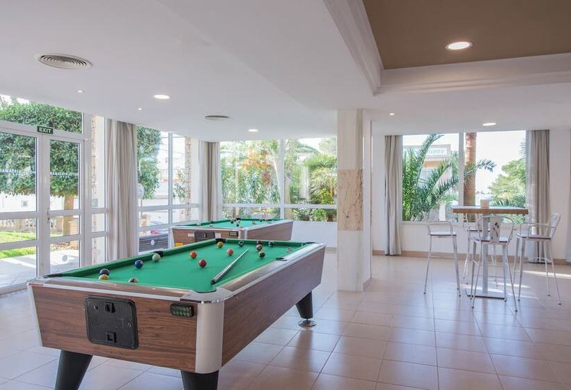 هتل Smy Vistamar Portocolom