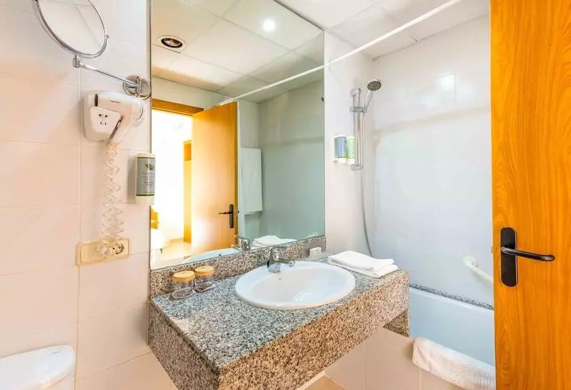 هتل Valentin Reina Paguera - Adults Only