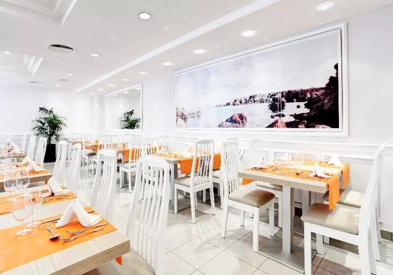 リゾートホテル Grupotel Mar De Menorca