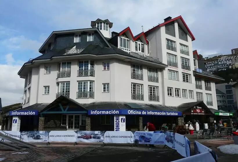 Apartamentos Sabica Nevada Plaza