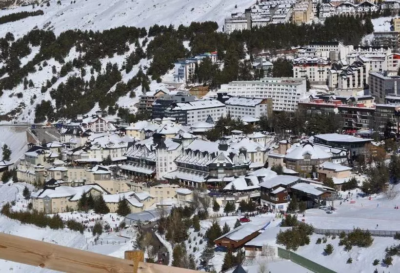 Apartamentos Sabica Nevada Plaza