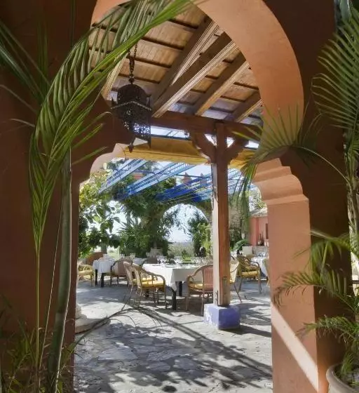 Beach Hotel Dos Mares