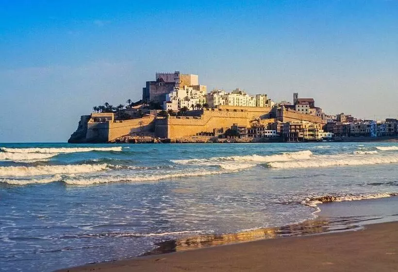 Отель Aloha Arenal Beach