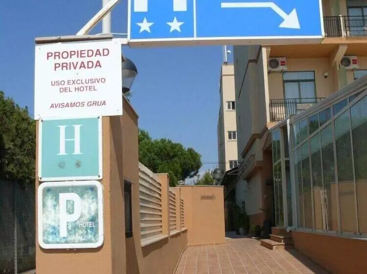 Отель Aloha Arenal Beach