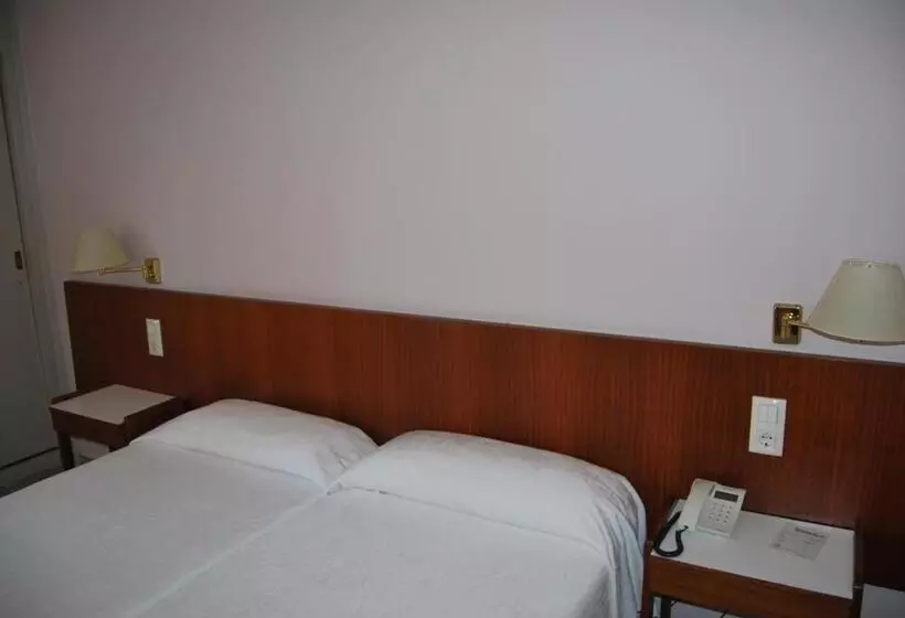 هتل Balneario Prats