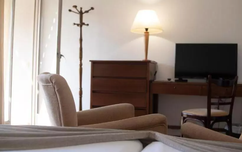 هتل Balneario Prats