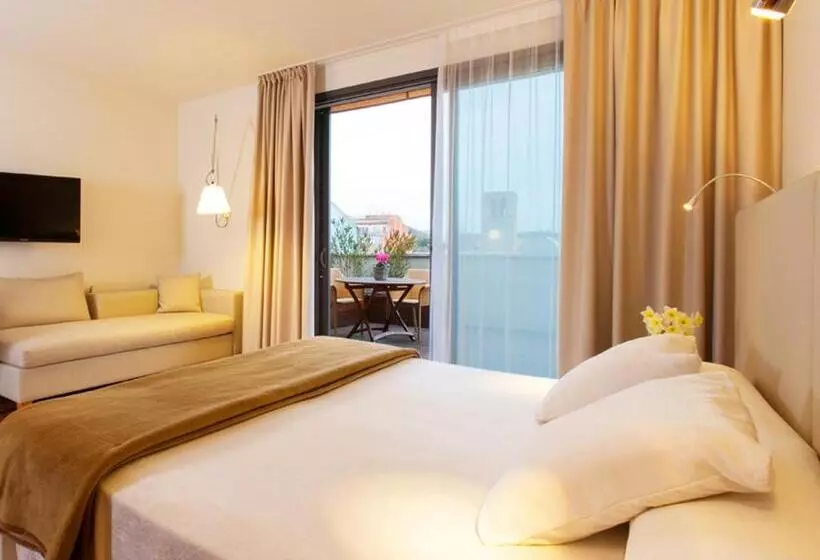 هتل Balneario Prats