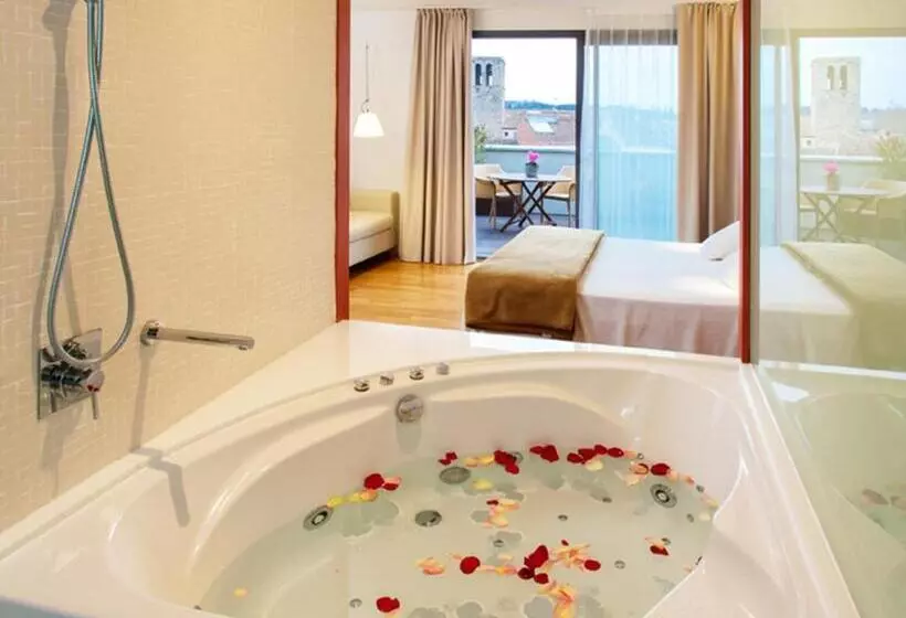 هتل Balneario Prats