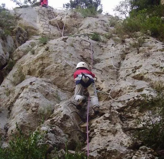 Отель De Montaña Uson