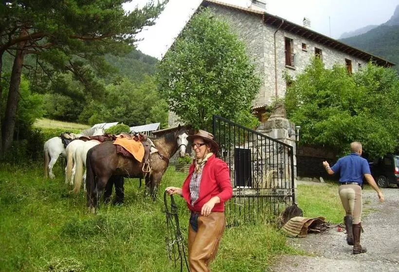 Отель De Montaña Uson