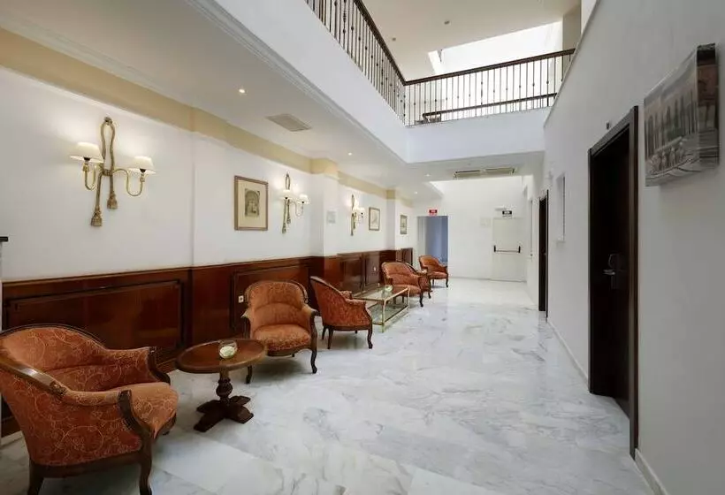 Hotel Exe Triunfo Granada