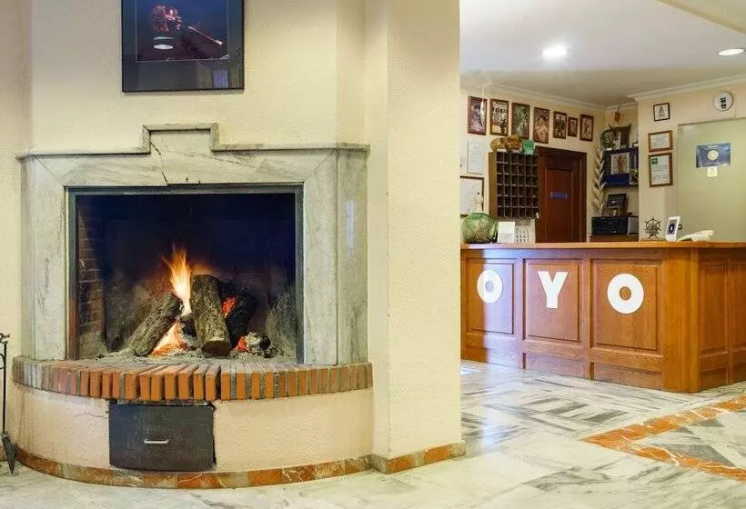 Отель Los Castaños