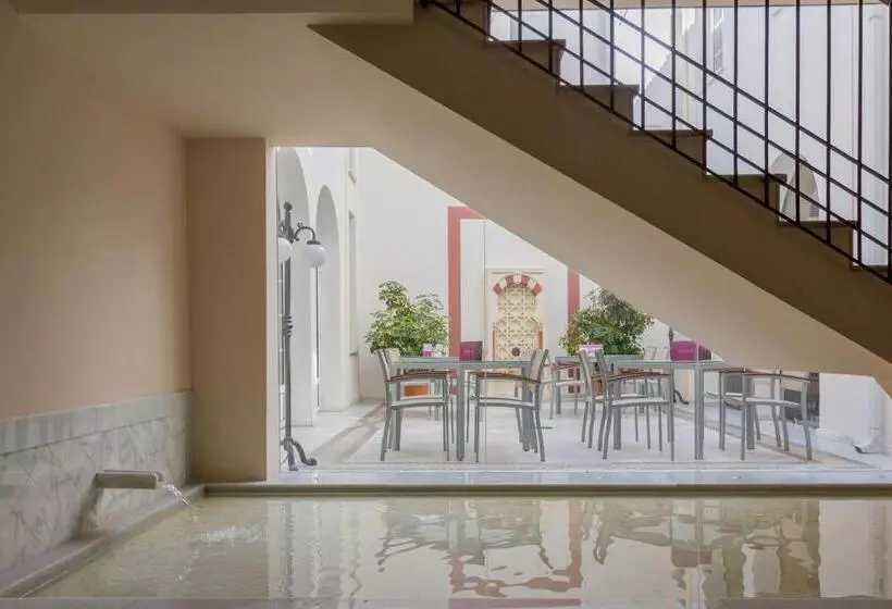 فندق Macia Alfaros