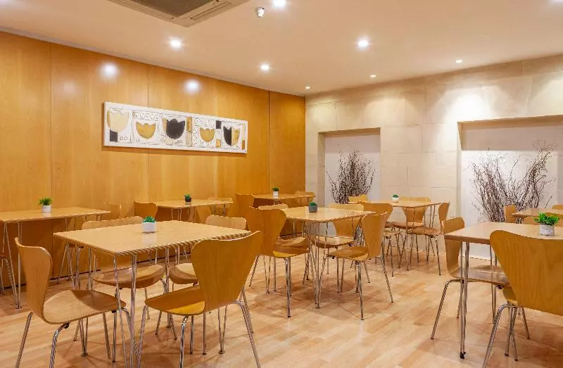 Отель Macia Plaza