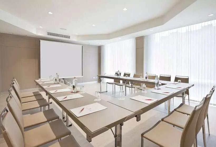 هتل NH Collection San Sebastian Aranzazu