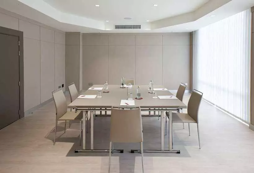 هتل NH Collection San Sebastian Aranzazu