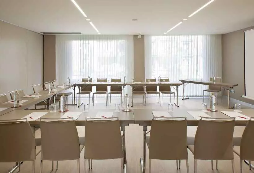 هتل NH Collection San Sebastian Aranzazu