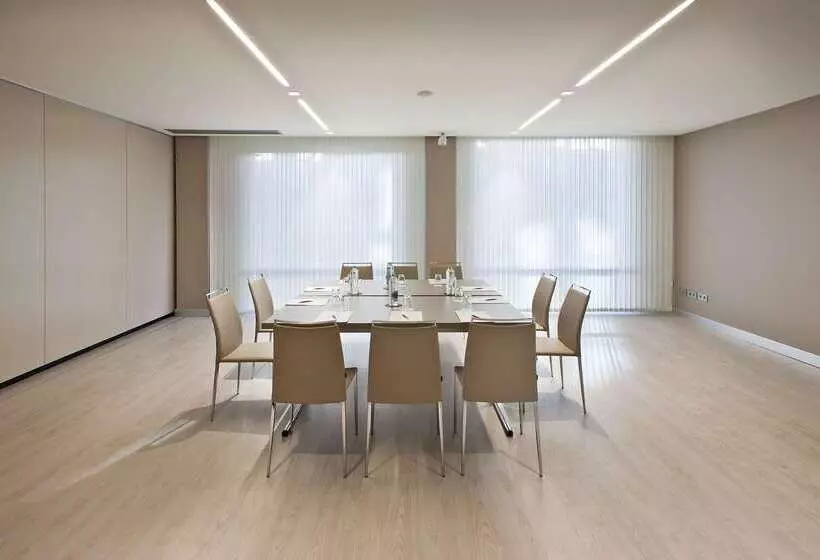 هتل NH Collection San Sebastian Aranzazu