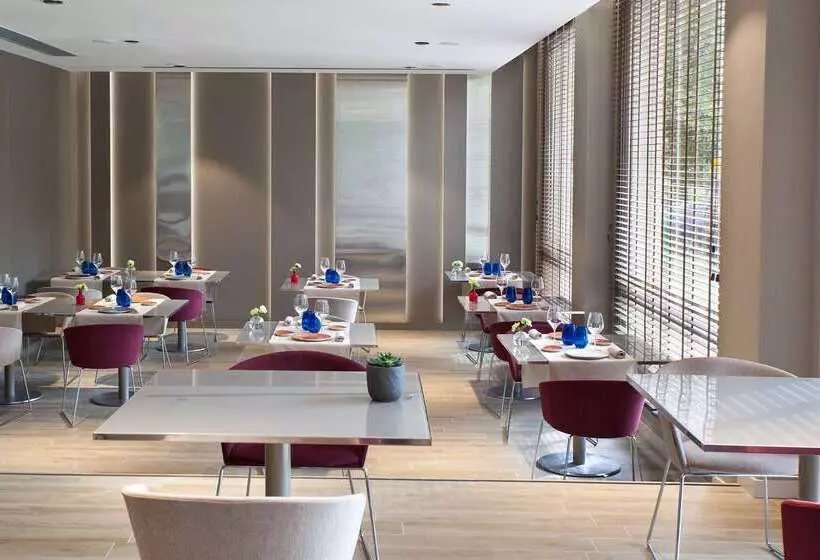 هتل NH Collection San Sebastian Aranzazu