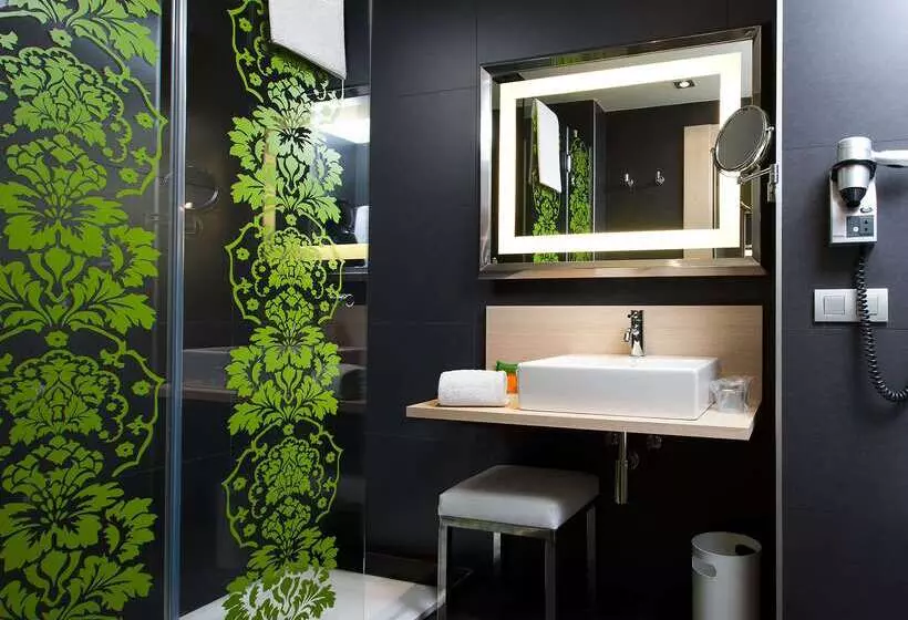 هتل NH Collection San Sebastian Aranzazu