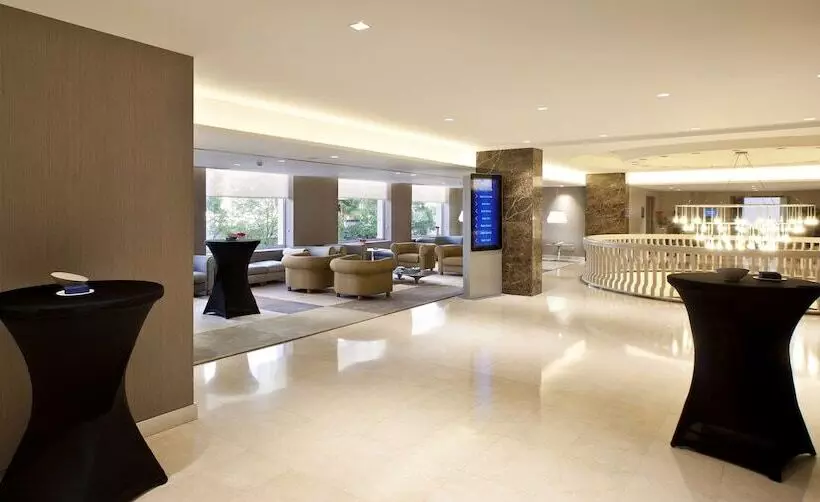 هتل NH Collection San Sebastian Aranzazu