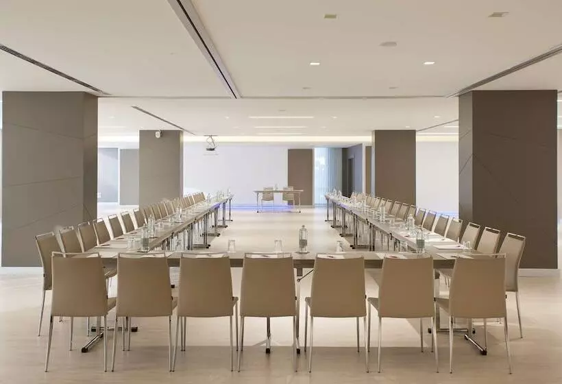 هتل NH Collection San Sebastian Aranzazu