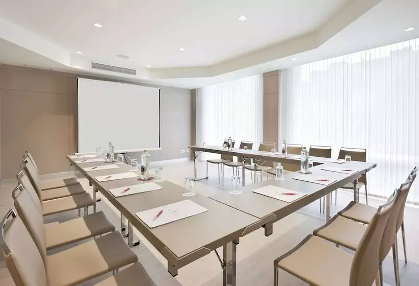 هتل NH Collection San Sebastian Aranzazu