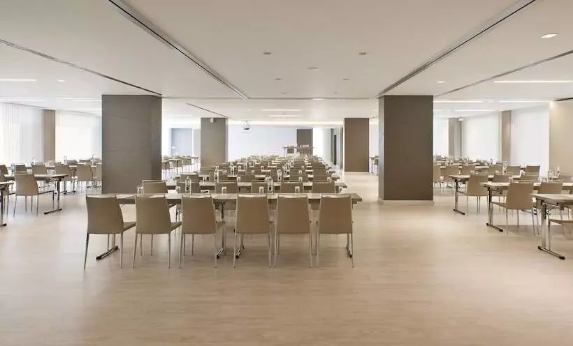 هتل NH Collection San Sebastian Aranzazu