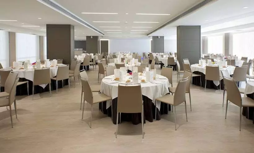 هتل NH Collection San Sebastian Aranzazu