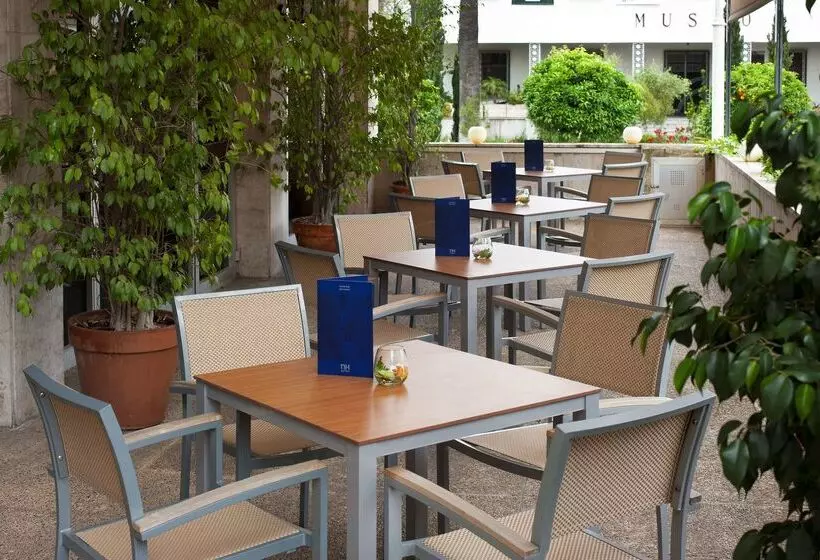 酒店 NH Luz Huelva