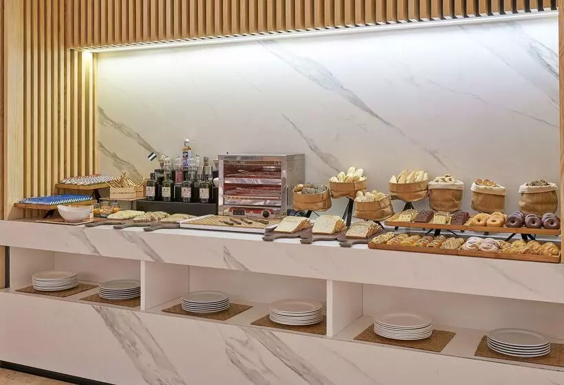 酒店 NH Luz Huelva