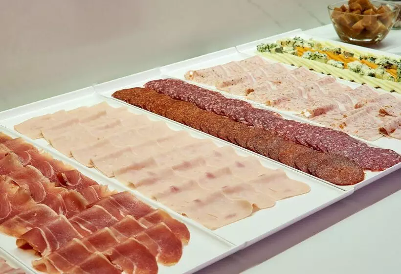 酒店 NH Luz Huelva