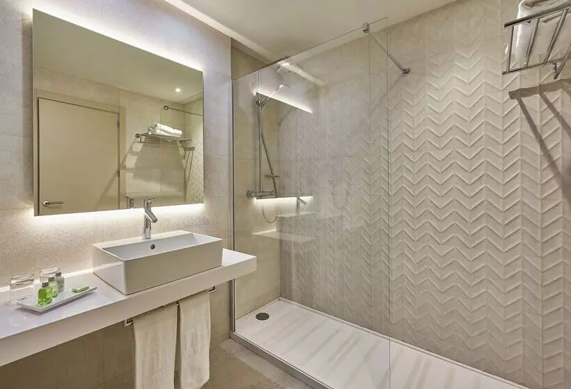 酒店 NH Luz Huelva