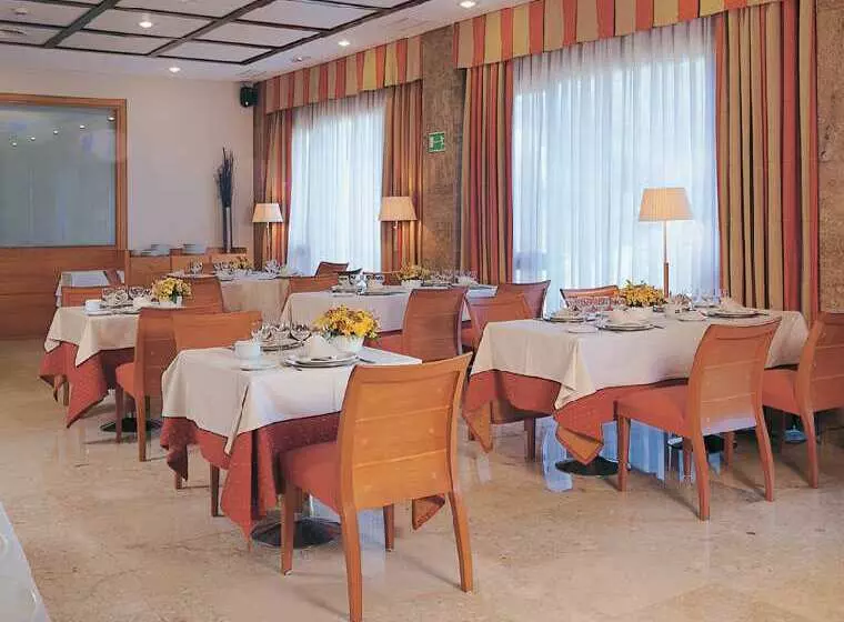 酒店 NH Luz Huelva