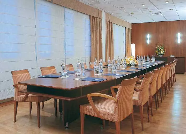 酒店 NH Luz Huelva