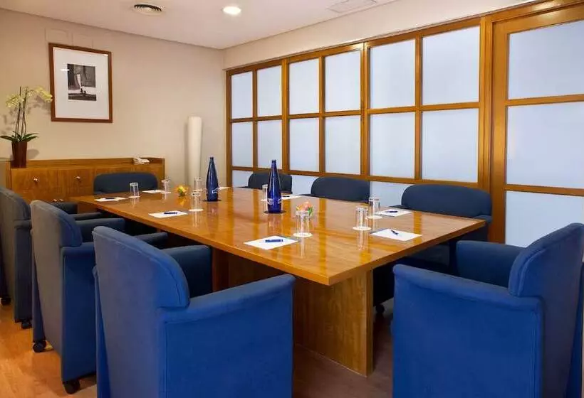 酒店 NH Luz Huelva