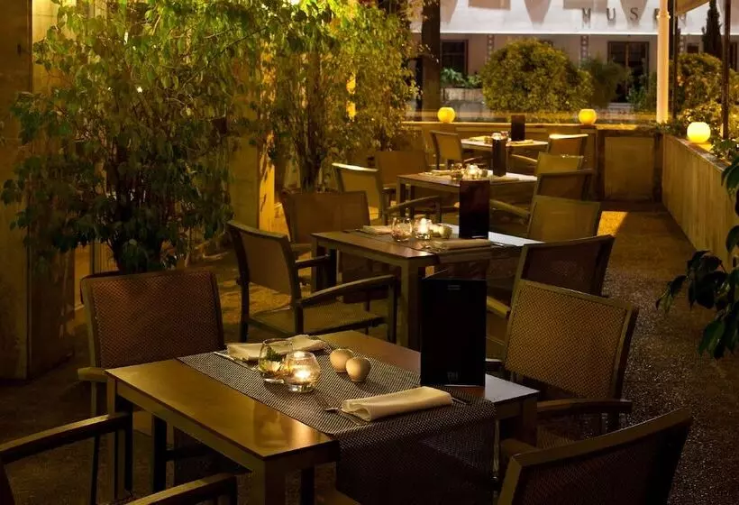 酒店 NH Luz Huelva