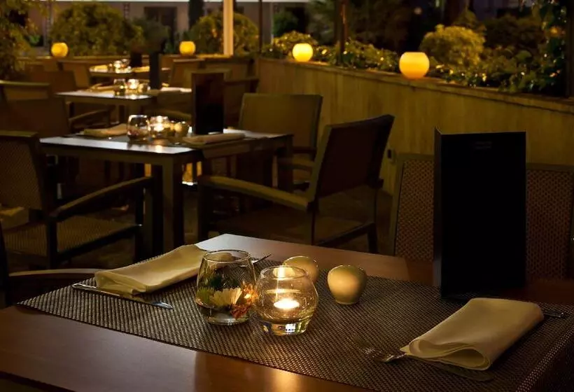 酒店 NH Luz Huelva