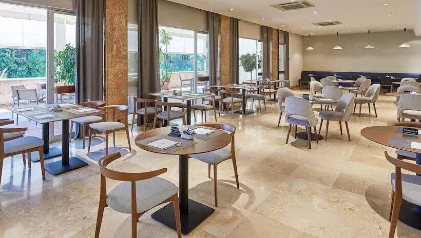 酒店 NH Luz Huelva