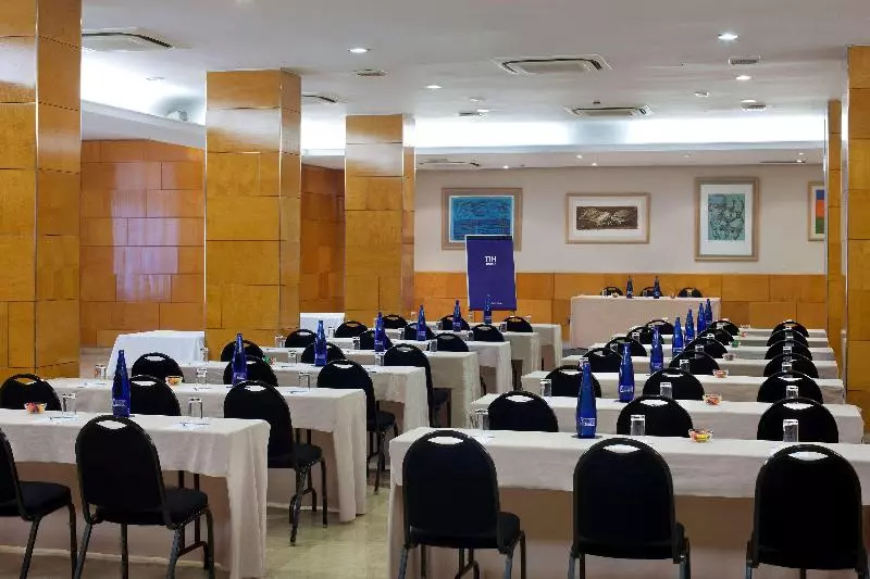 酒店 NH Luz Huelva