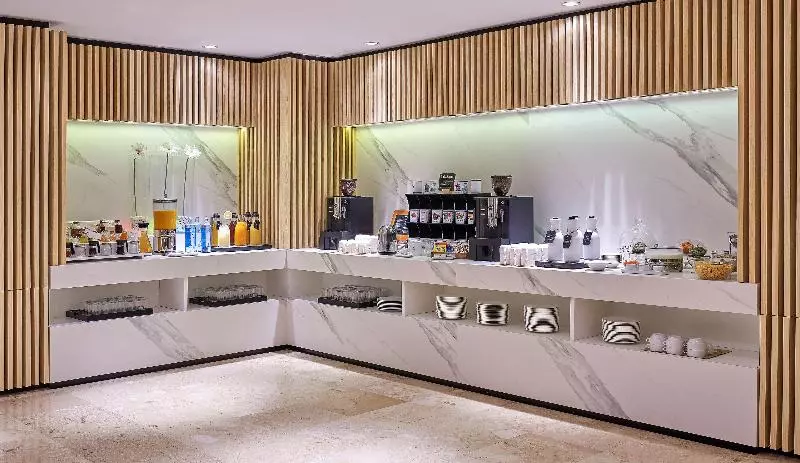 酒店 NH Luz Huelva