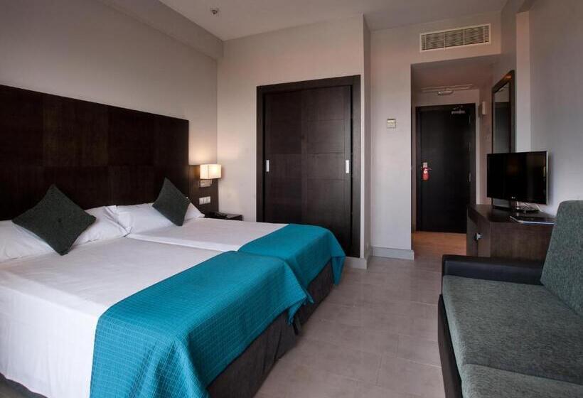 هتل Pato Amarillo