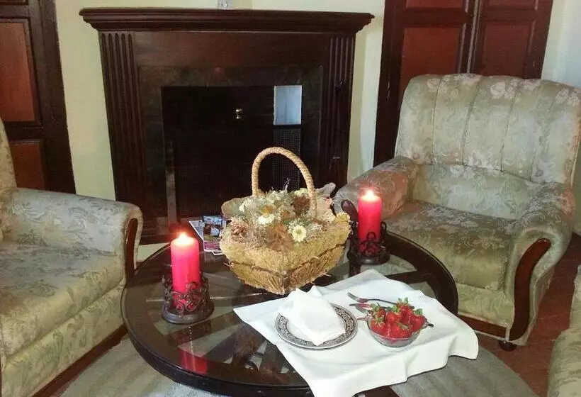 Hotel Rural Hacienda El Santiscal Adults Only