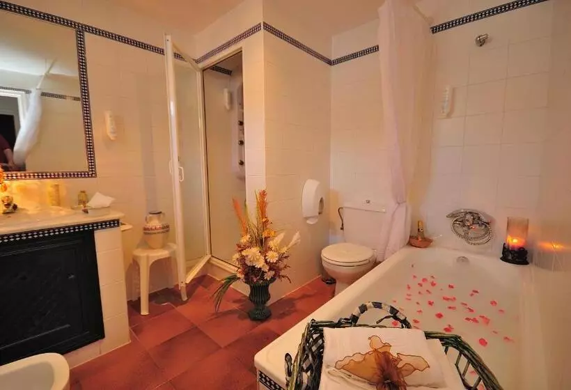 Hotel Rural Hacienda El Santiscal Adults Only