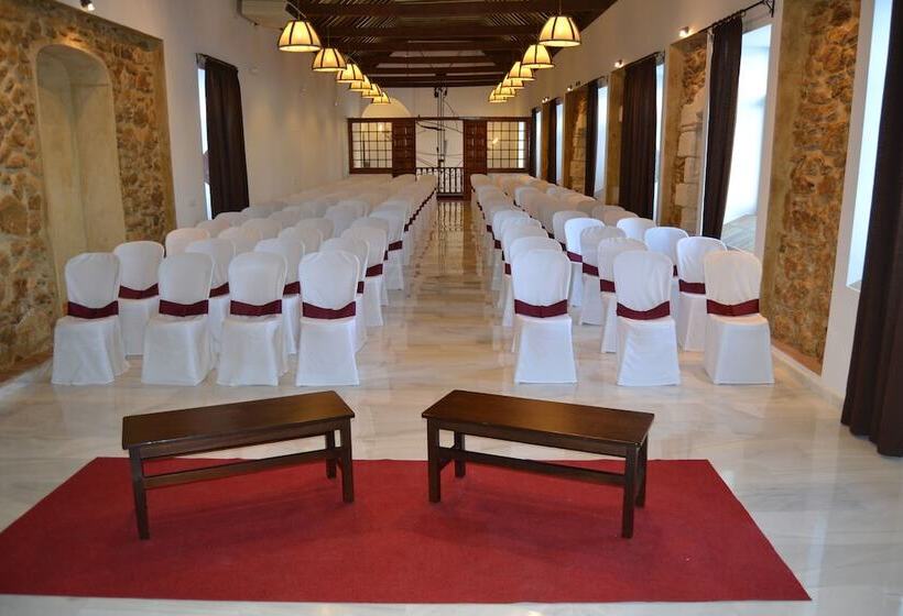 هتل روستایی Tugasa Convento San Francisco