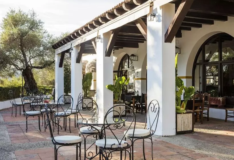 Maaseutuhotelli Tugasa Las Truchas