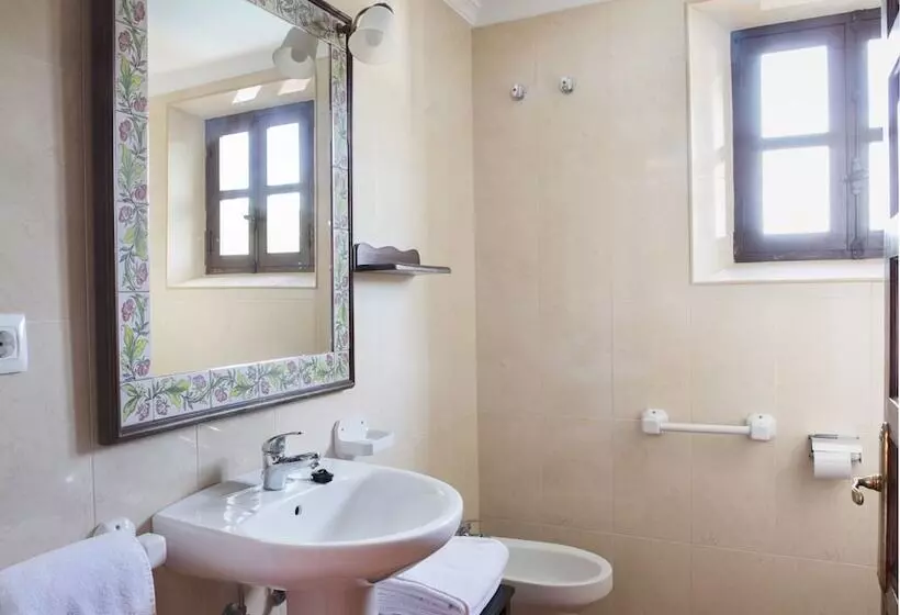 Maaseutuhotelli Tugasa Las Truchas