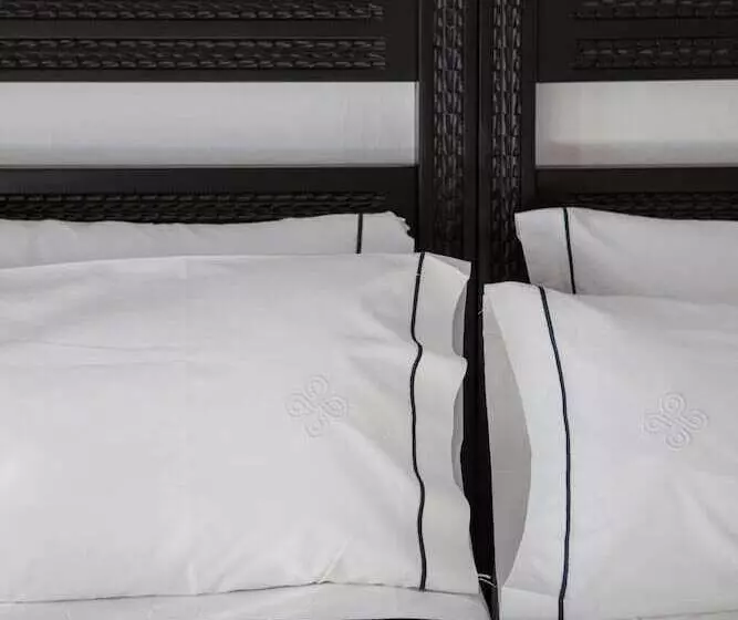 Maaseutuhotelli Tugasa Las Truchas